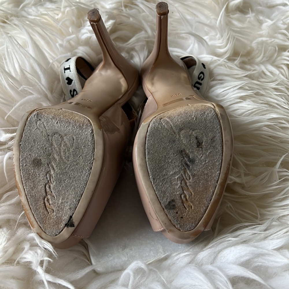 Guess shoes. 2 pair - Picture 4 of 9